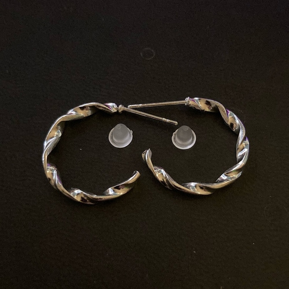 *BOGO Free* Silver twisted hoops